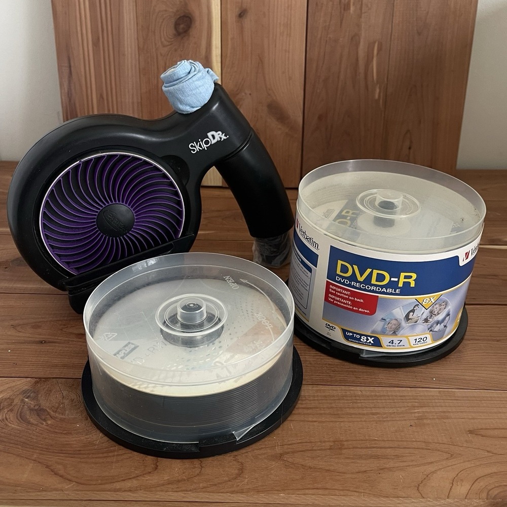 Digital Innovations SkipDr CD/DVD Disc Cleaning Repair System W/DVD-R RW Discs*